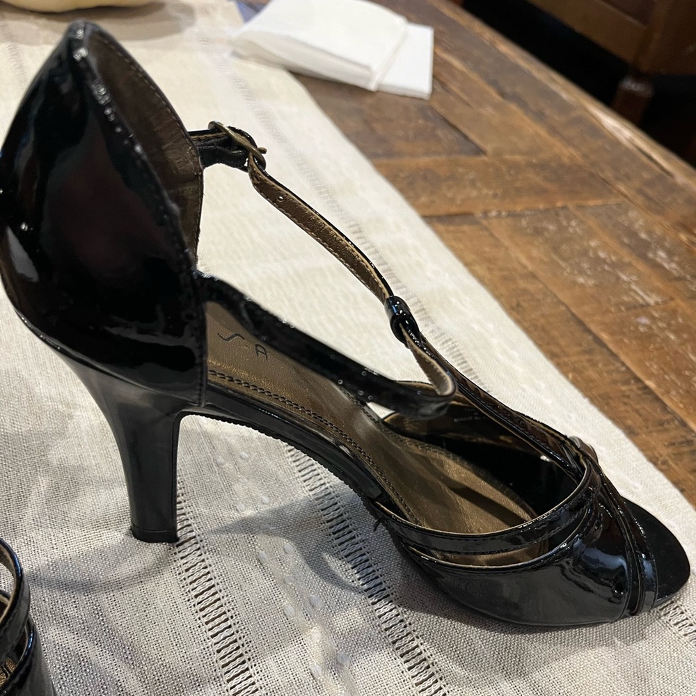 Black patent heels